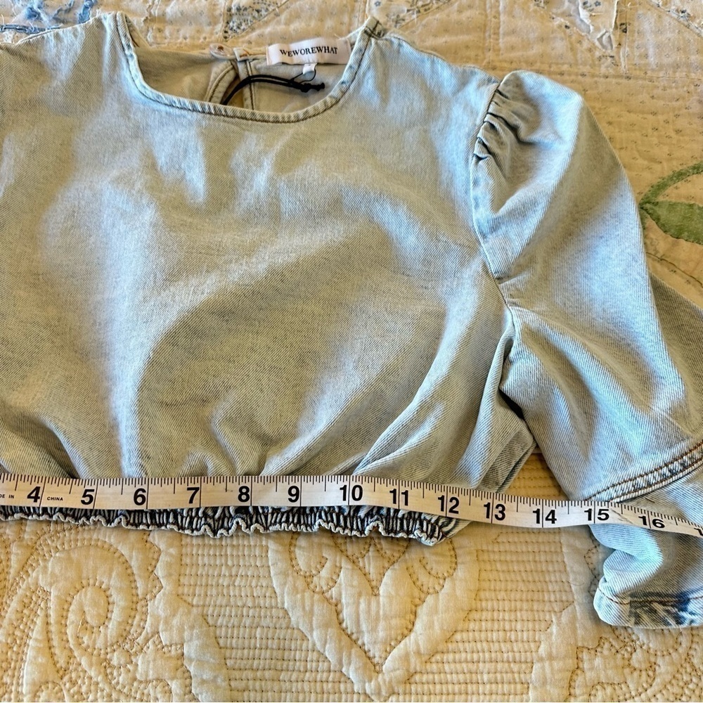 NWT WeWoreWhat cropped denim top ruffle peasant sleeve crop blouse women’s small - Picture 4 of 8